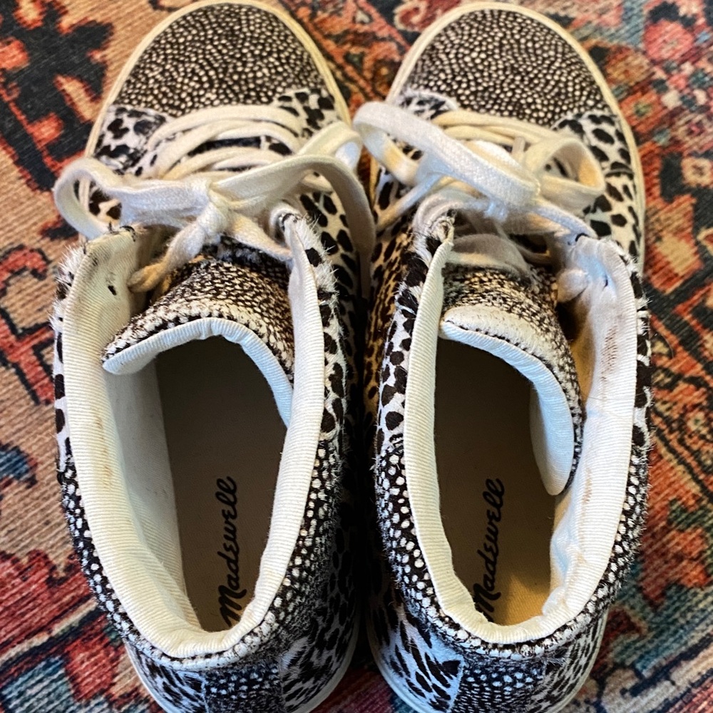 Leopard Print High-Top Sneakers - Picture 3 of 6